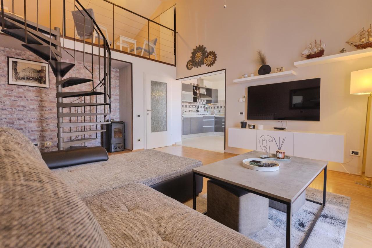 Rizzi Apartment *